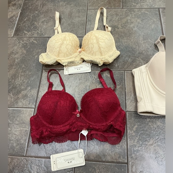 ❄3/$26 Xmas sale❄  Elegant Lace and Smooth Women's Bra Set - Picture 5 of 6